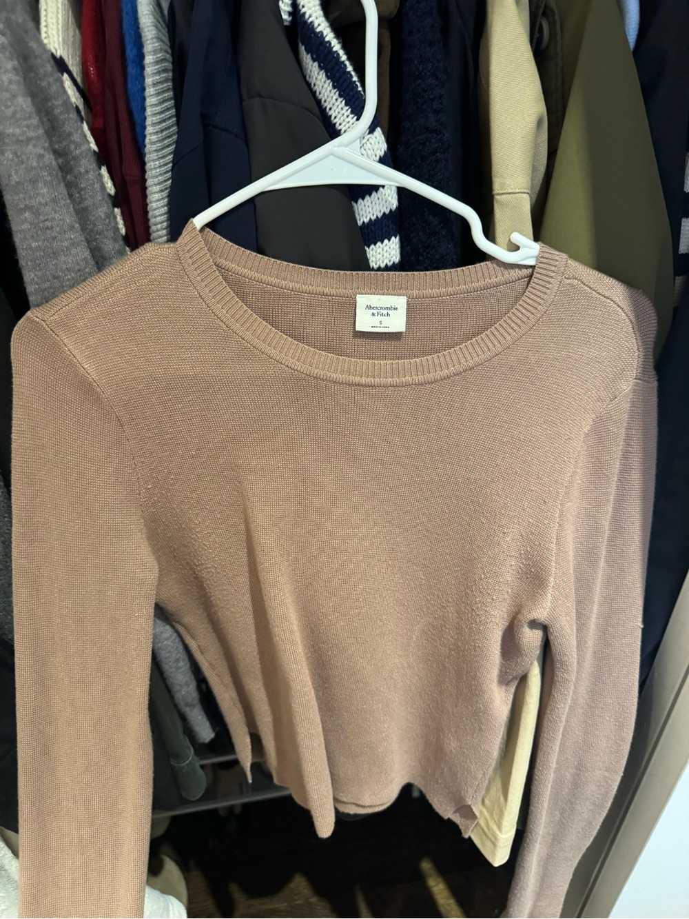 Abercrombie & Fitch Women's Scoopneck Sweater in Dusty Mauve